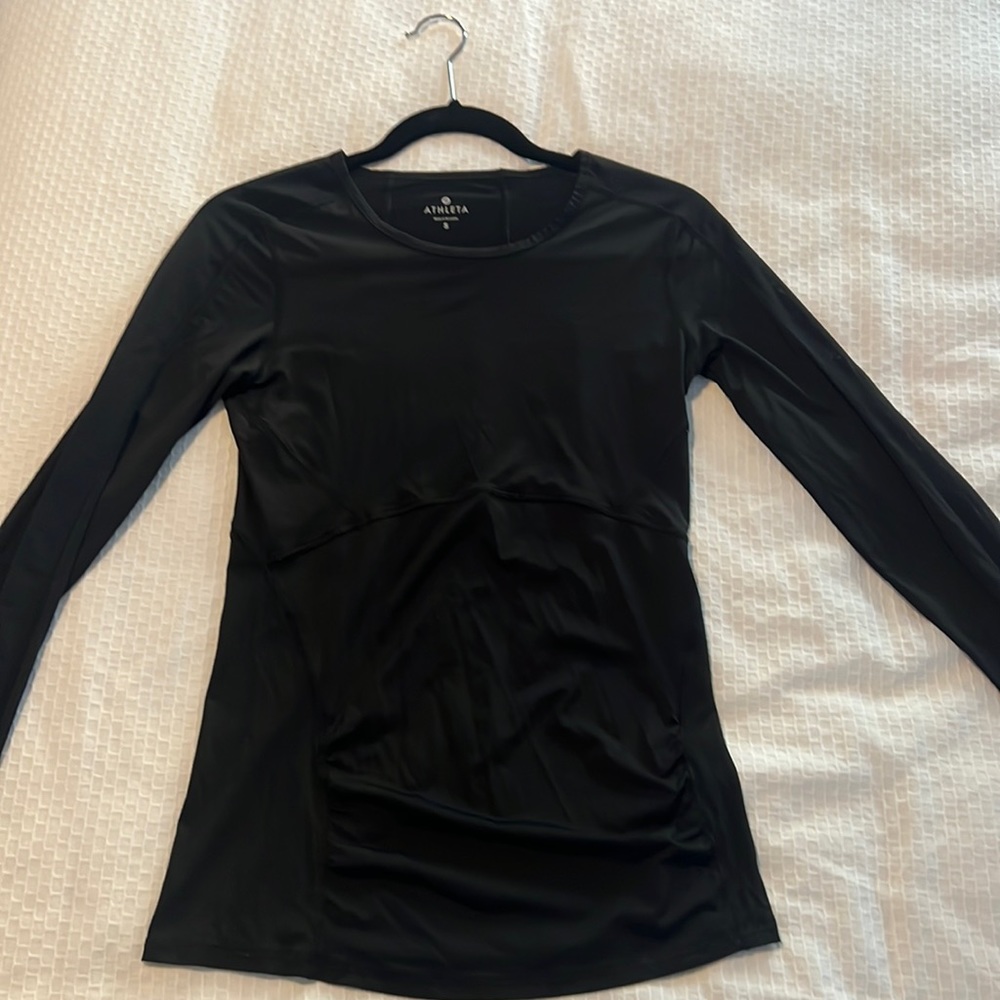 Athleta black run top